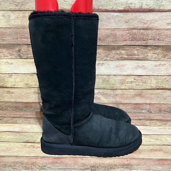 Ugg Black Classic Tall Boots - Picture 9 of 10